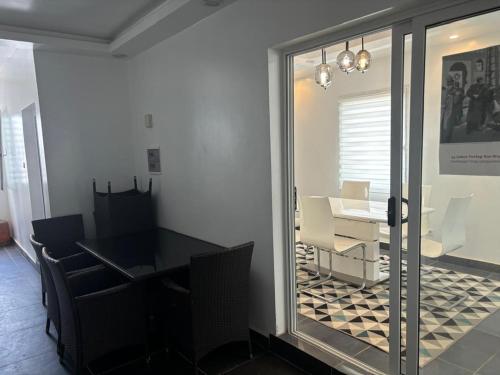 Villa a Lac rose in Niaga