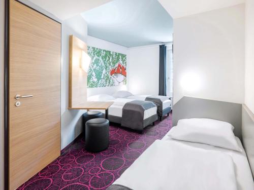 B&B Hotel Offenburg-City Room Type - Triple Room