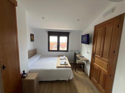 MAR DE NUBES PIORNAL Habitación con baño Entre el valle del jerte y la vera (MAR DE NUBES PIORNAL Habitacion con bano Entre el valle del jerte y la vera) in 皮奧爾納爾