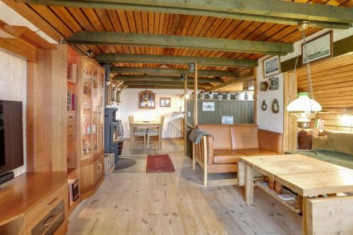 Exterior view, Sdr Strandvej 10, A Central Holiday Oasis in Lokken