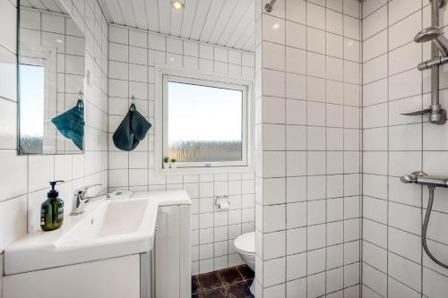 Rent A Cozy Holiday Home At Pirupshvarrevej 5A! - image 4