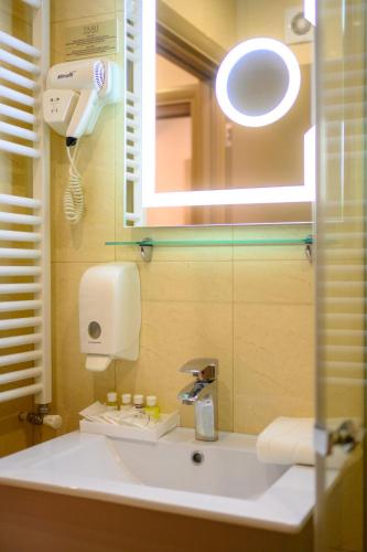 Hotel Tami Residence - image 9