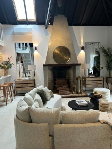 Royal Barn Loft in อซามบูจา