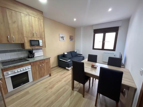 設施, Mar de Nubes Piornal II entre el Valle del Jerte y La vera in 皮奧爾納爾