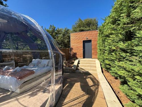 Bulle StelleA 26 m2, SPA Privatif au domaine CollineA in Bathernay