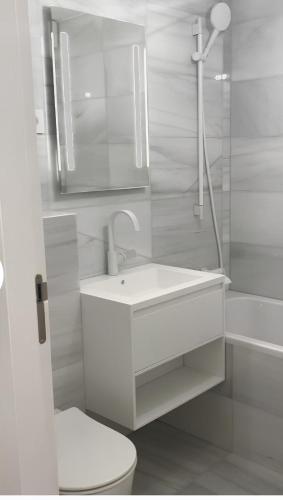 Whole appartment and not shared - in Center Secured and Elegant Area in Paris, París (foto 6)