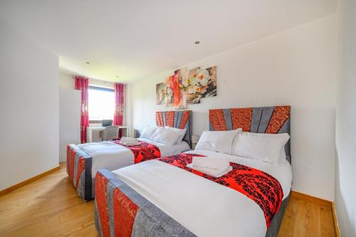 F302 Lovely & Relaxing Stay With View in Shipley