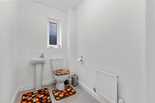 3 Bedroom house with 5 beds and Parking 18LW, Manchester (photo 9)