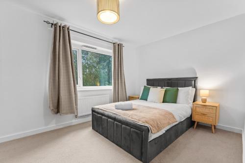 3 Bedroom house with 5 beds and Parking 18LW, Manchester (photo 3)