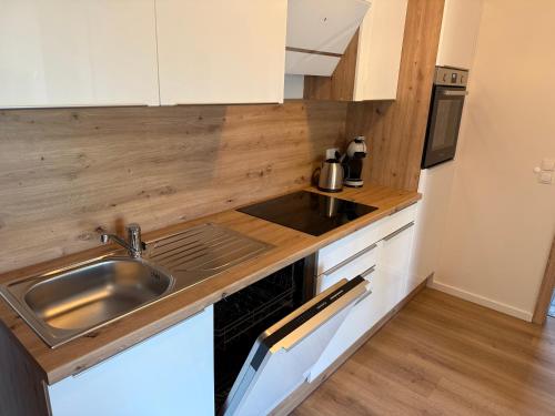 virtuve, Kamp 27 in Hohe Börde