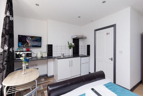 Snooze Apartments