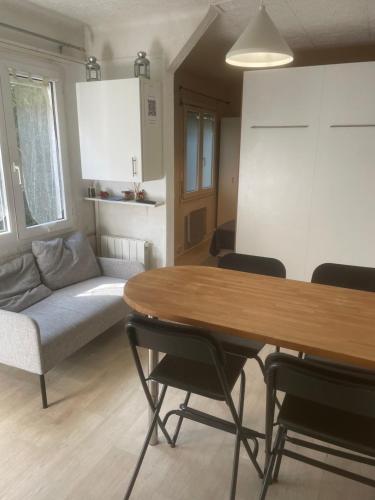 Studio 25m2 jardin - Location saisonnière - Colombes