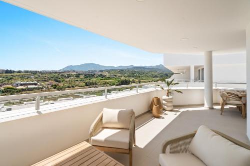 ระเบียง/ชานเรือน, Ultimate Rentals - Oceana Gardens Comfort And Sun in Estepona in กันเชลาดา