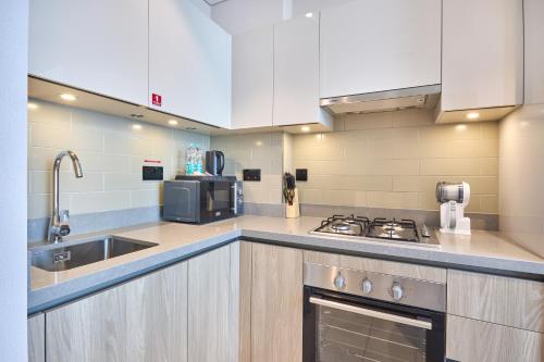 STAY BY LATINEM Luxury 1BR Holiday Home W 2809 Near Burj Khalifa, Dubaj (fotografie 7)