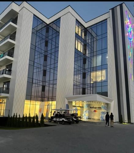 Dış Görünüm, Радуга Вест in Kosh-Kël'