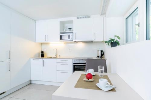 Facilities, City Stay Furnished Apartments - Lindenstrasse near Parkanlage Zuerihorn