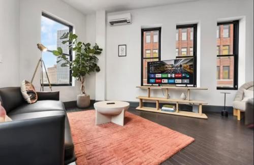 Elegant 2br In The Vibrant Heart Of Pittsburgh