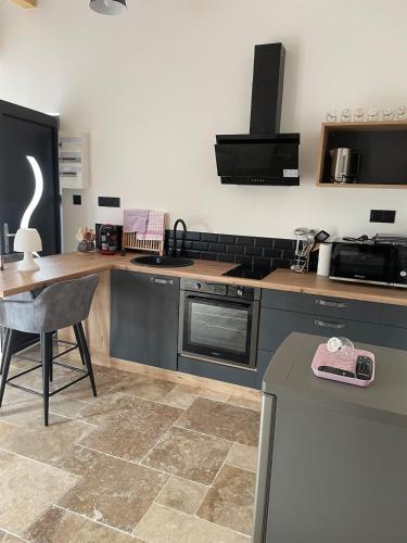 virtuve, Love room in Paizay-le-Chapt
