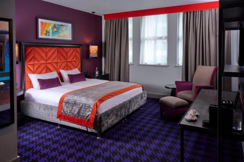 room detail thumbnail 0