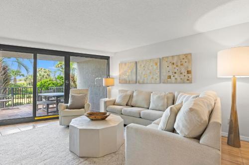 View, Beachside I by Panhandle Getaways in Destin (FL)
