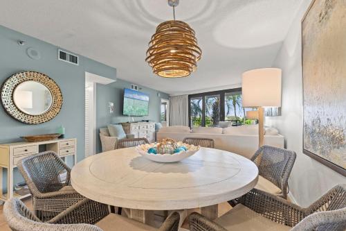 Facilities, Beachside I by Panhandle Getaways in Destin (FL)