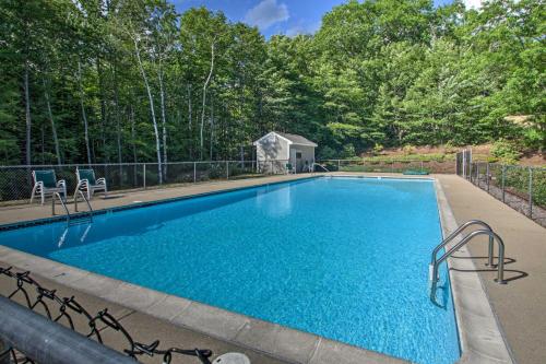 Mtn Views, On-Site Trails! Spacious Bartlett Home