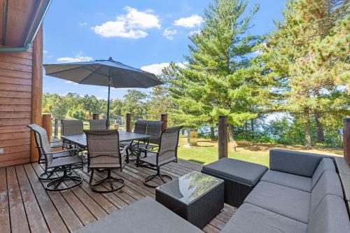 Lakefront-Sleep 12-Big Sandy Lodge Resort-Luxury in Aitkin