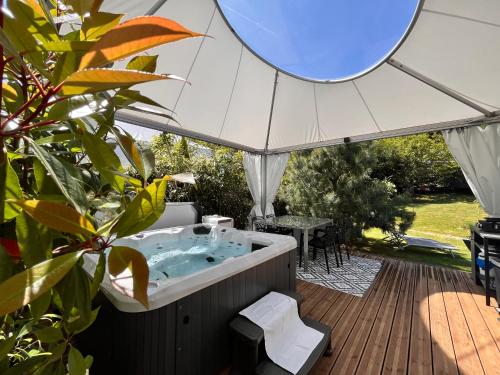 Seadmed, Lodge Sylvestre Spa privatif à Meisenthal (Lodge Sylvestre Spa privatif a Meisenthal) in Meisenthal