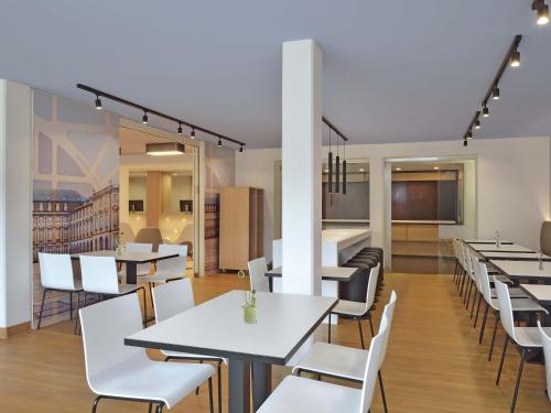 B&B Hotel Mannheim - image 5