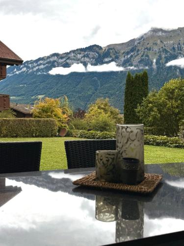 Alpine Haven Chalet II in Iseltwald