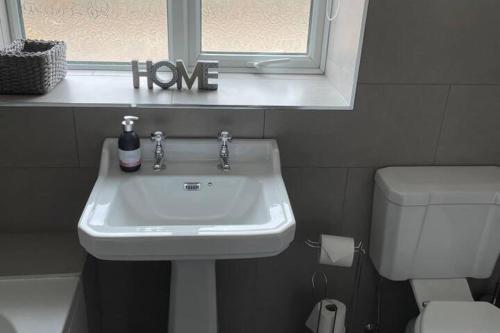 Cottage - Sleeps 6 - Garden - Parking, Wooler (zdjęcie 10)