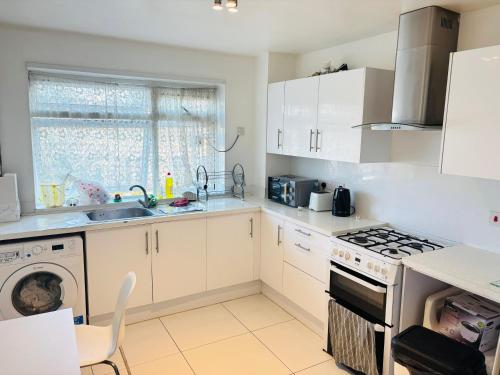 London Economy Stay at 31 2