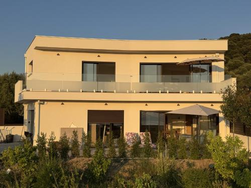 酒店外观, Domaine LUMISTELLA 2 in 格罗塞托布吕尼亚