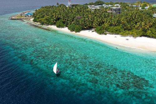 Attractions, Fasdheythere Inn Maldives in Baa Atoll
