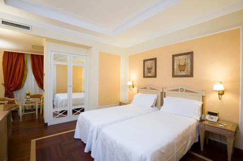 Palazzo Alabardieri - image 13