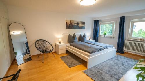 Dachgeschosswohnung am Fuße des Georgenbergs in 羅伊特林根