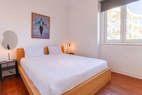2BDR Apt with Full Kitchen on Avenida da Liberdade 2