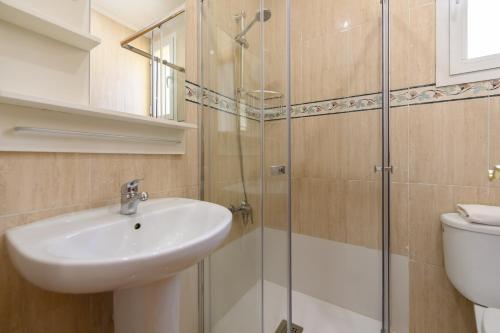 For You Rentals reina sofia apartment TEMPORAL DFO214
