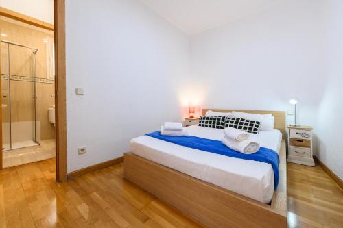 For You Rentals reina sofia apartment TEMPORAL DFO214