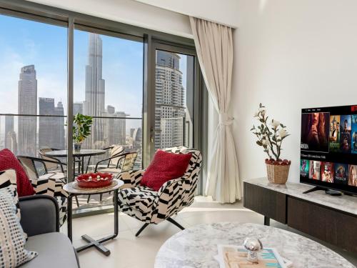 Iconic Burj and Fountain View 2BR Downtown, Дубай