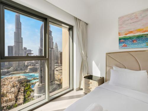Iconic Burj and Fountain View 2BR Downtown, Dubai (photo 2)
