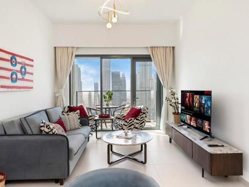 Iconic Burj and Fountain View 2BR Downtown, Dubai (photo 6)