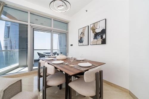High-Floor Upgraded 3-Bed Marina Apartment, Dubai (photo 8)