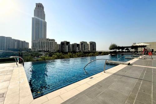 Luxury 1 Bed Apt in Palace Dubai Creek Harbour - image 13