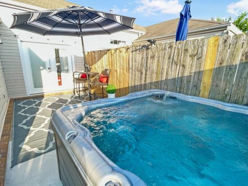 Stay at Steuben Hot Tub Remodeled Home