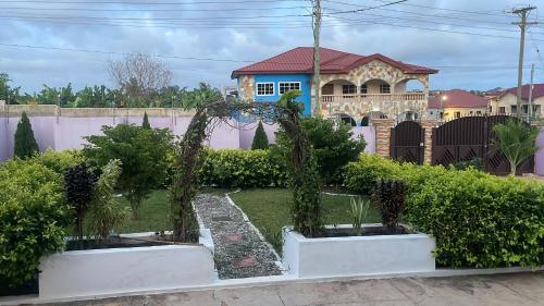 West link guest house in โซวูทุม