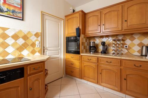 LE SCENARIO - Appt city center with parking in Carentan