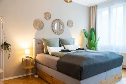 Boho Living Altstadt Suites - Free Parking by HERO HOMES Graz in Graz, Österreich