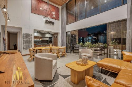 Morph 1001 - Exclusive apt in Poblado/BBQ, El Poblado