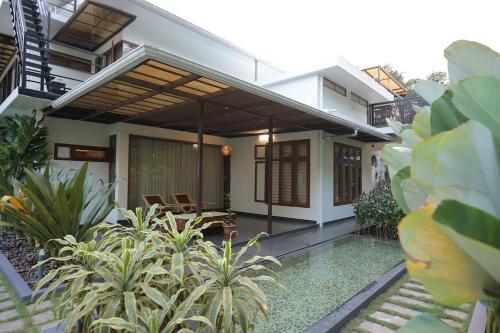 Mon Reve - Home in the valley in Puduppadi